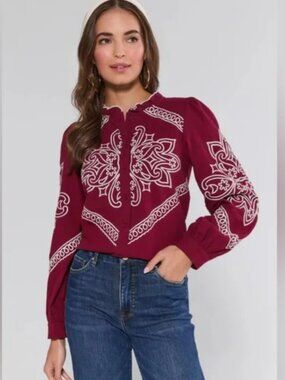 NWT Avara Sabrina Top